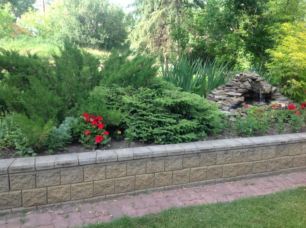 Mcdougall Lane Bed & Breakfast Drumheller Esterno foto