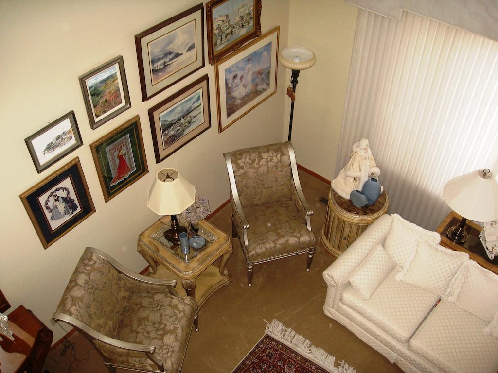 Mcdougall Lane Bed & Breakfast Drumheller Esterno foto