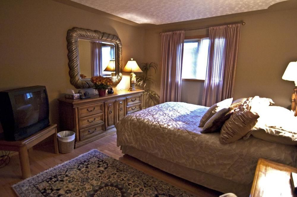 Mcdougall Lane Bed & Breakfast Drumheller Esterno foto