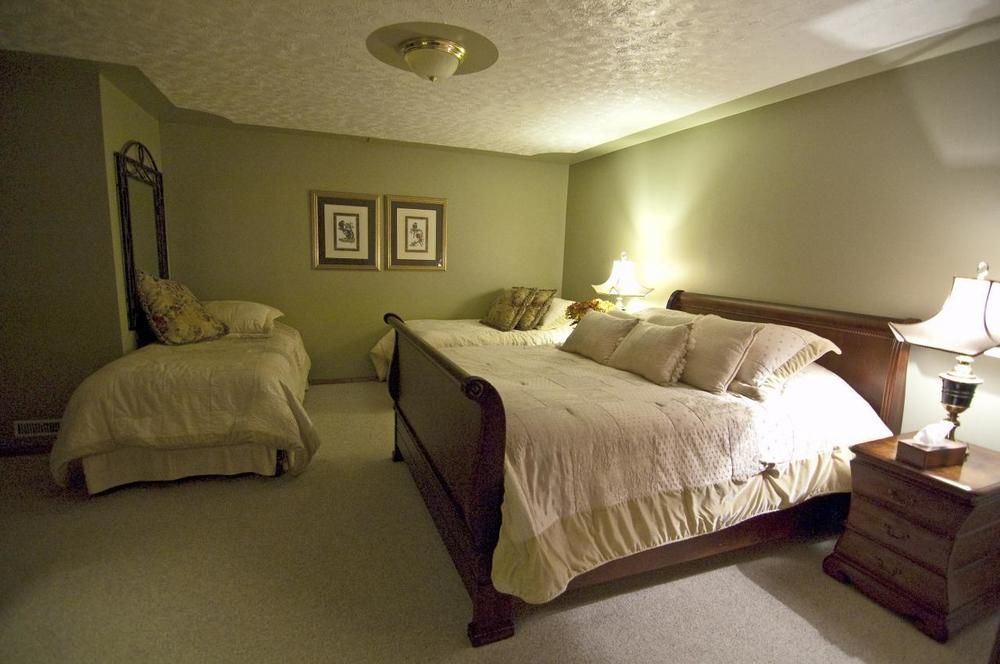 Mcdougall Lane Bed & Breakfast Drumheller Esterno foto