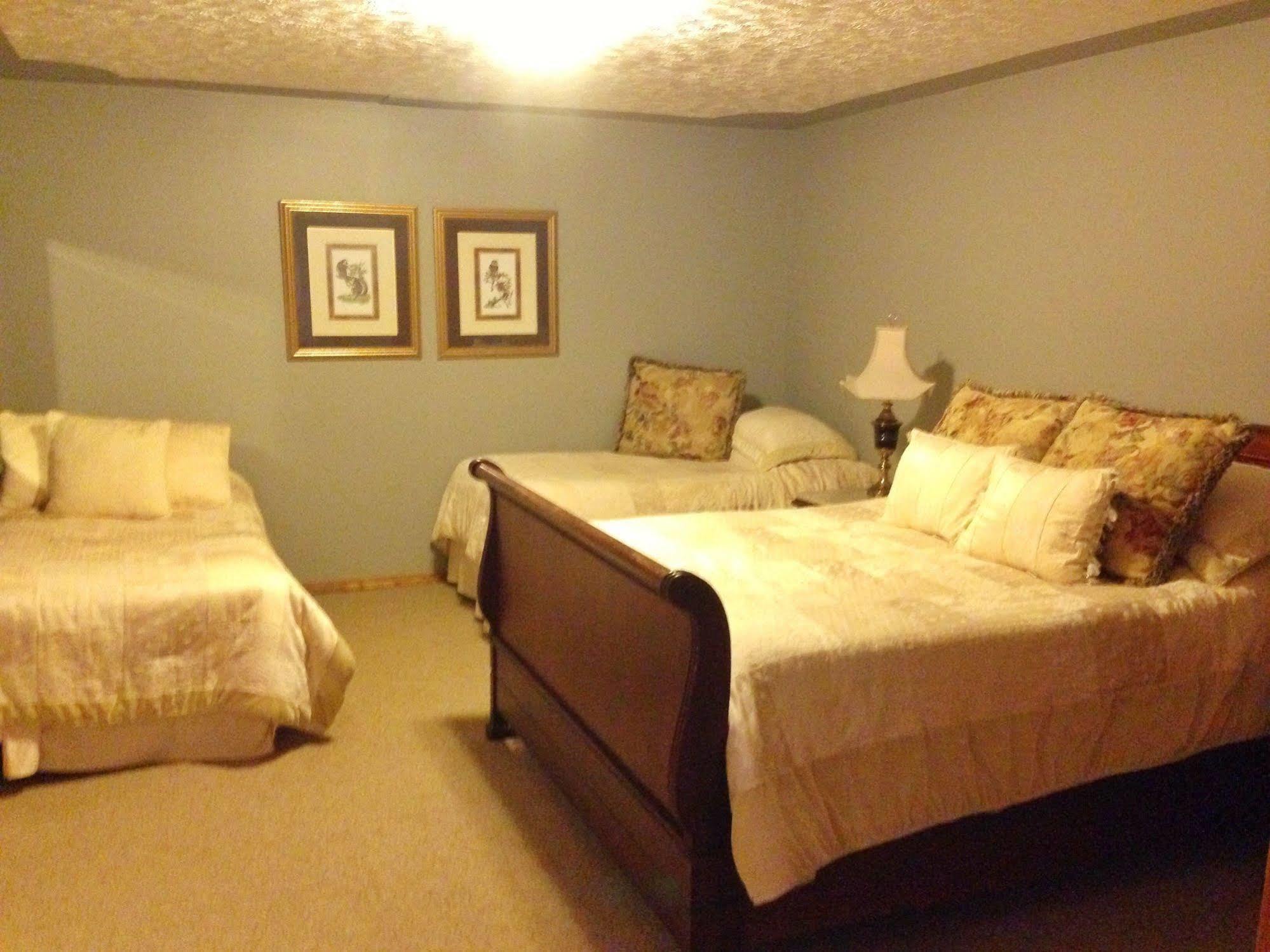 Mcdougall Lane Bed & Breakfast Drumheller Esterno foto